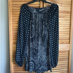 Josephine Chaus 100% silk sz 16 black and white floral and geo bias cut blouse